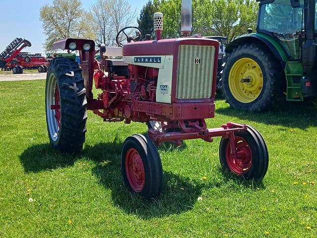 Image of International Harvester 504 equipment image 3