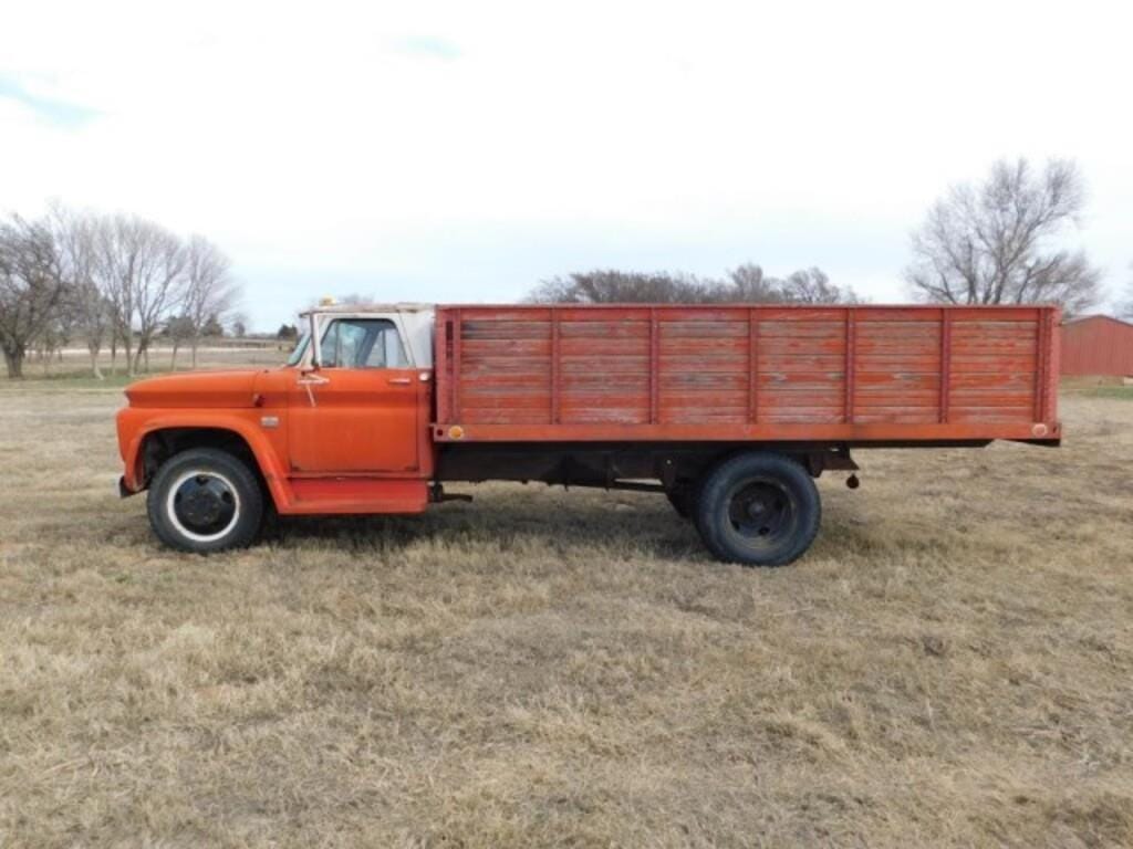 Main image Chevrolet C60