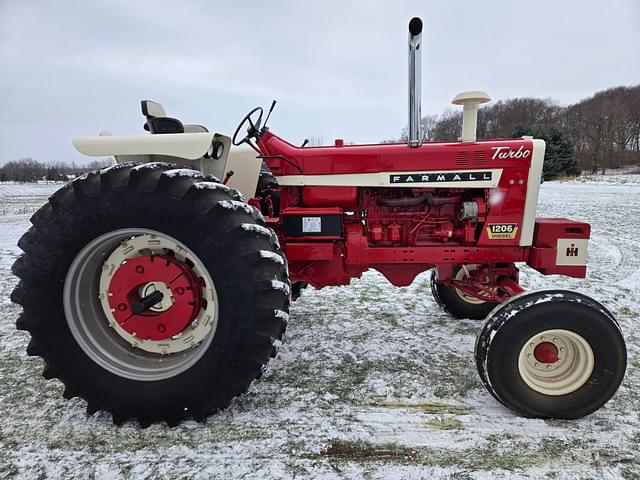 Image of International Harvester 1206 equipment image 3