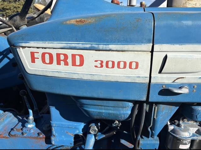 Image of Ford 3000 equipment image 1
