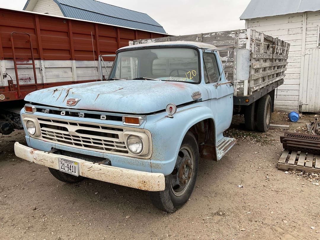 Image of Ford 600 Primary image