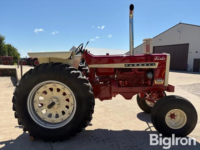 Image of International Harvester 1206 equipment image 3