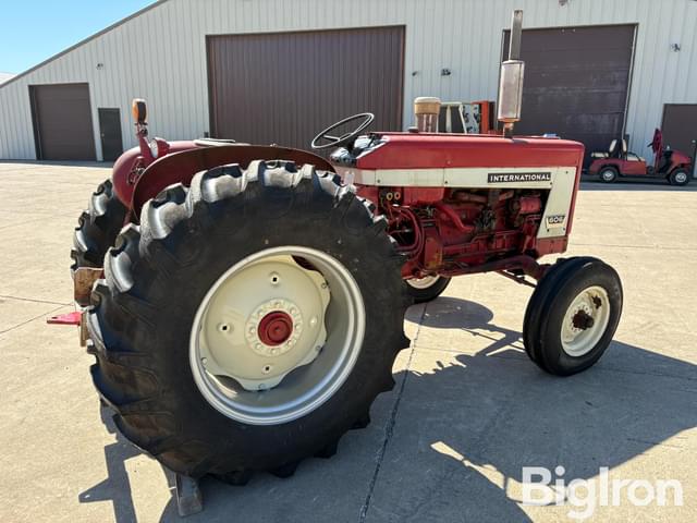 Image of International Harvester 606 equipment image 4