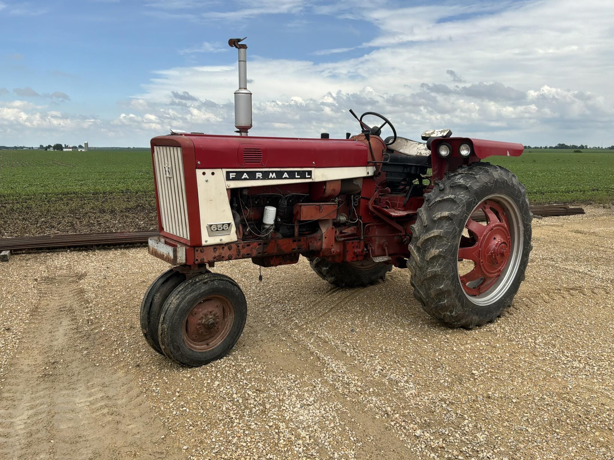 1966 International Harvester 656 Equipment Image0