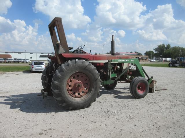 Image of International Harvester 706 equipment image 3
