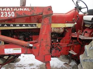 Main image International Harvester 706 35