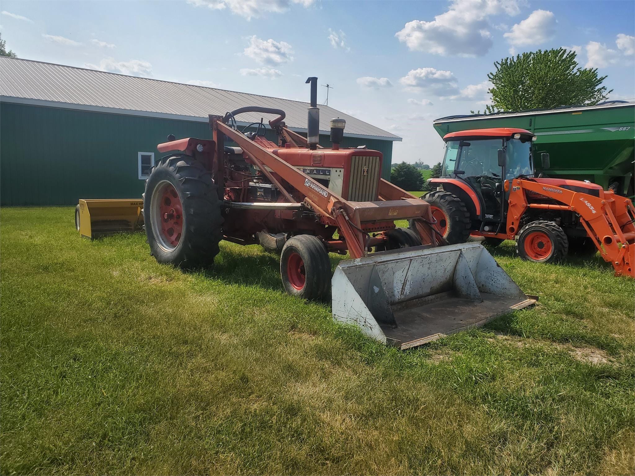 Main image International Harvester 706