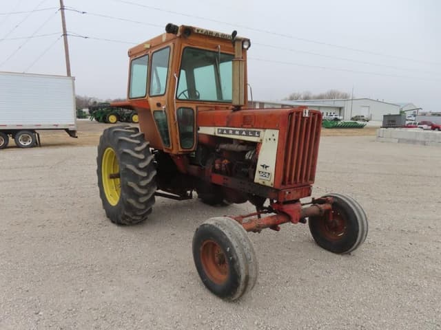 Image of International Harvester 806 equipment image 3