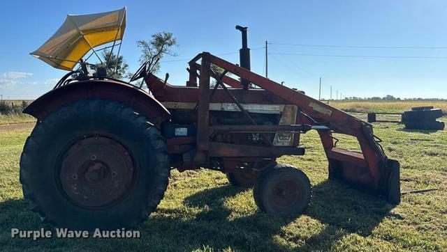 Image of International Harvester 806 equipment image 3