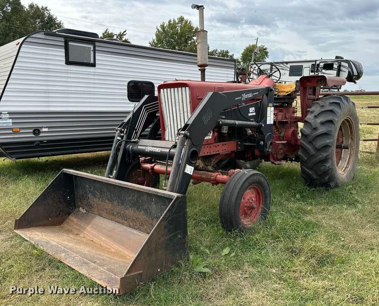 Main image International Harvester 706