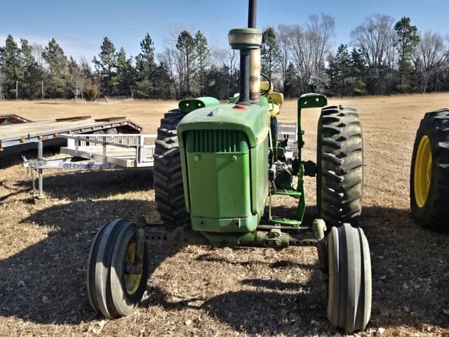 Image of John Deere 4020 equipment image 1