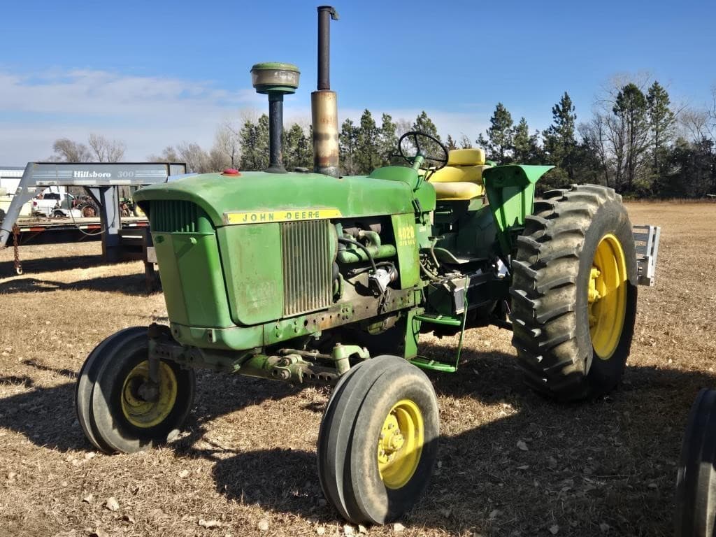 Image of John Deere 4020 Primary image