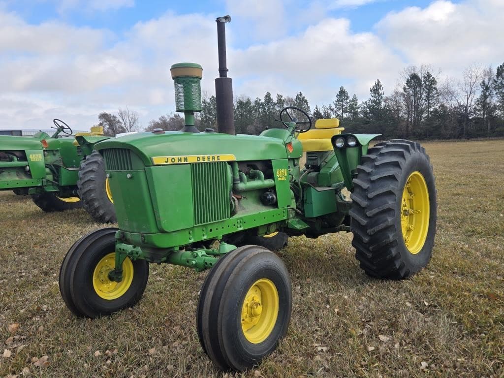 Image of John Deere 4020 Primary image