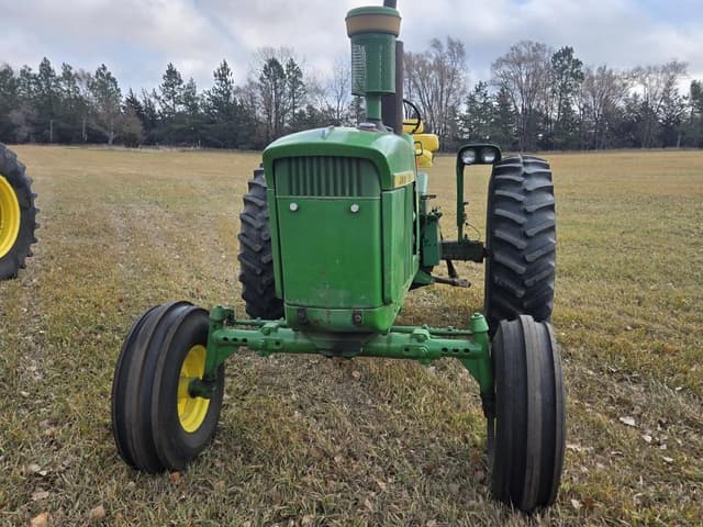 Image of John Deere 4020 equipment image 1