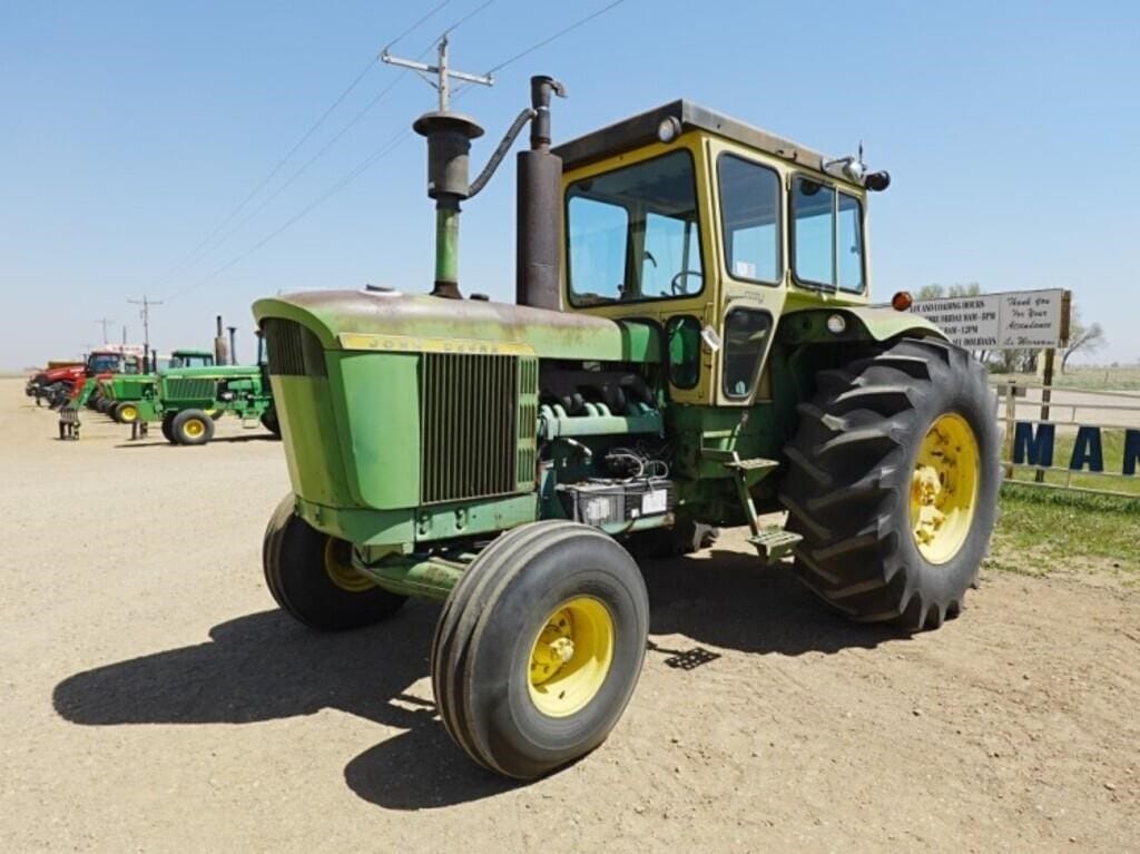 1966 John Deere 5020 Equipment Image0