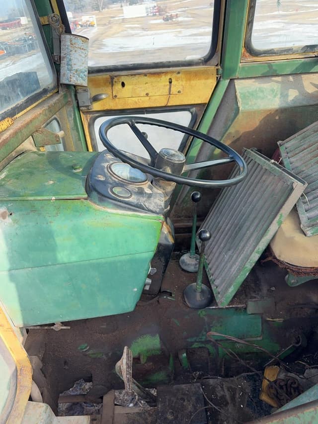 Image of John Deere 2020 equipment image 4
