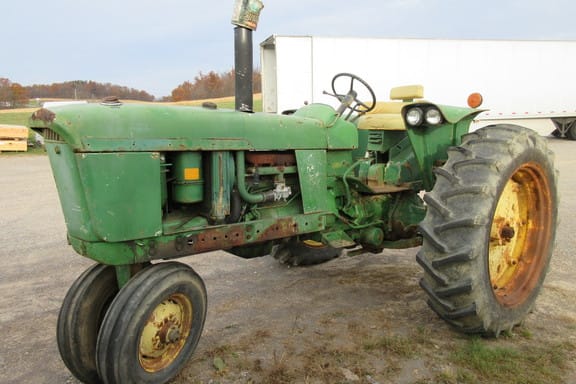 Main image John Deere 2510