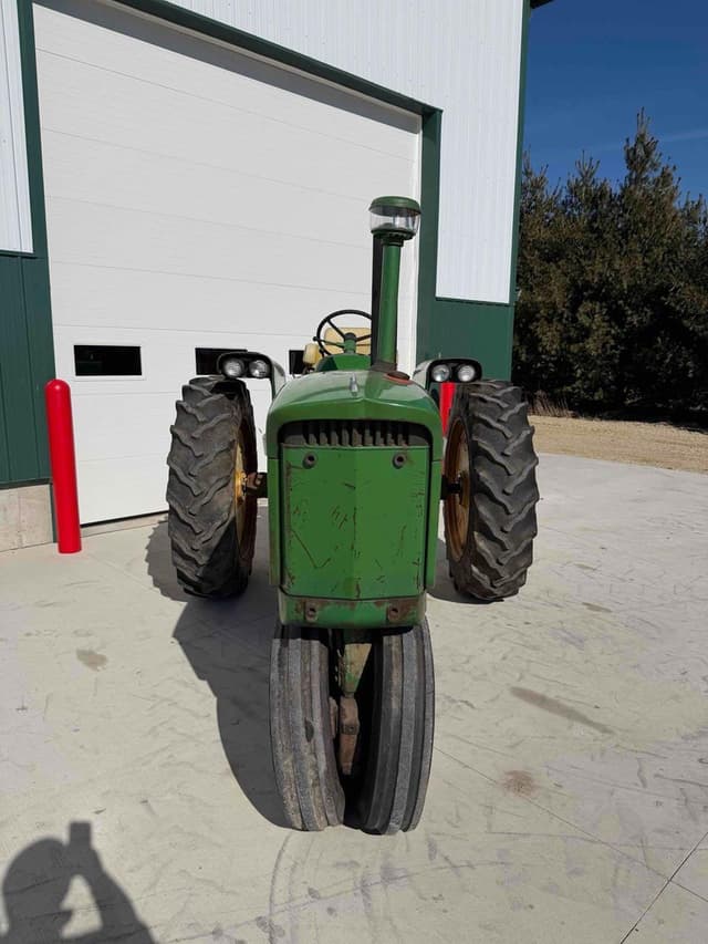 Image of John Deere 2510 equipment image 4