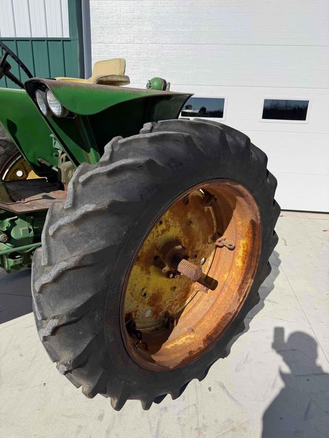Image of John Deere 2510 equipment image 3
