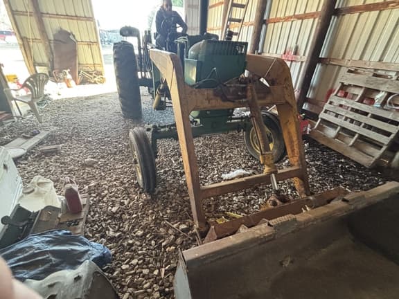 Image of John Deere 2510 equipment image 2