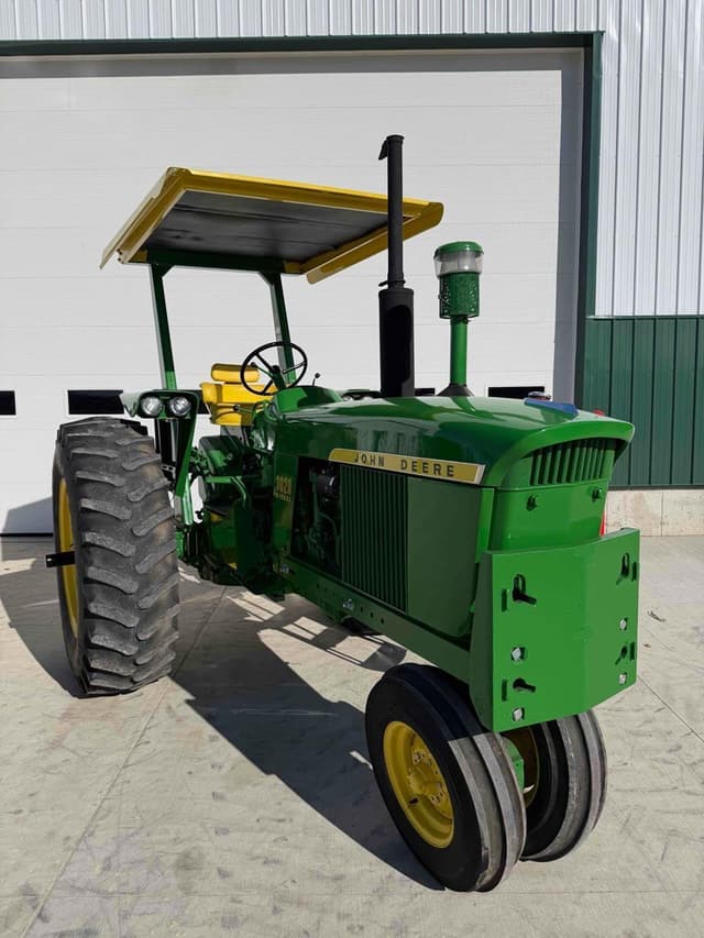 Image of John Deere 3020 equipment image 2