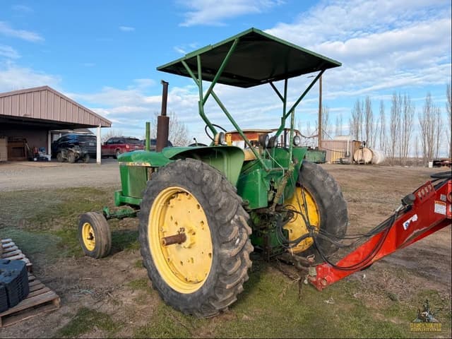 Image of John Deere 3020 equipment image 2