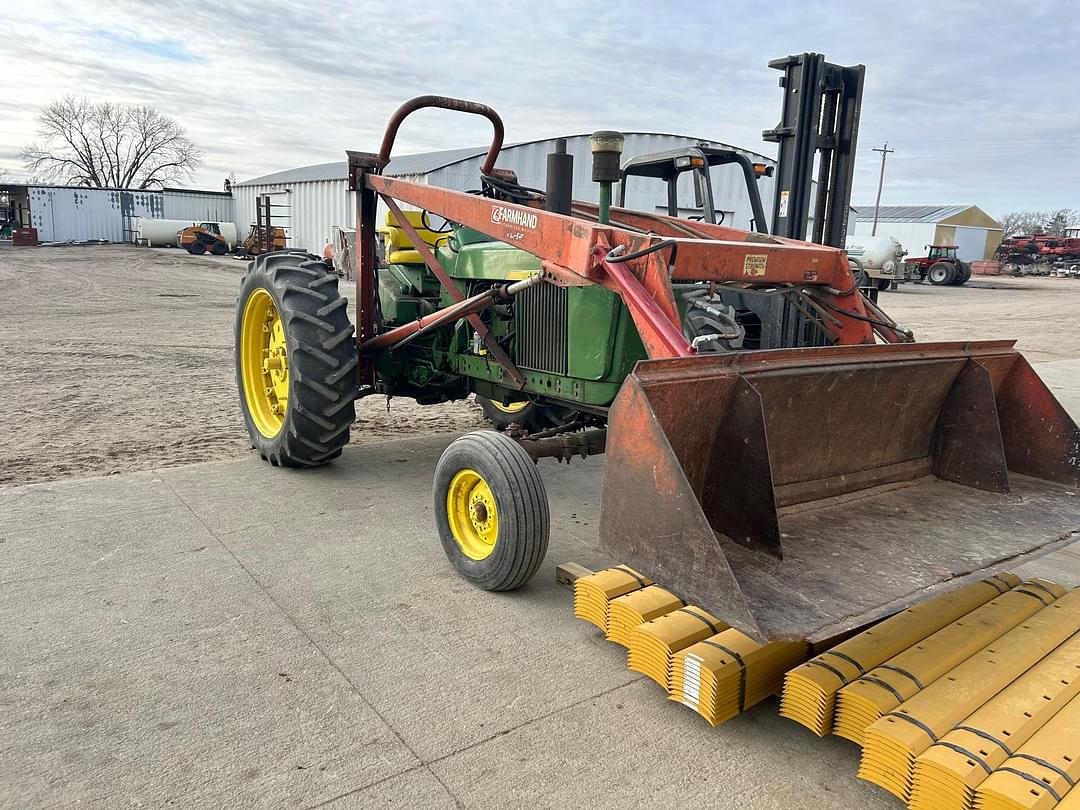 Image of John Deere 3020 Image 0