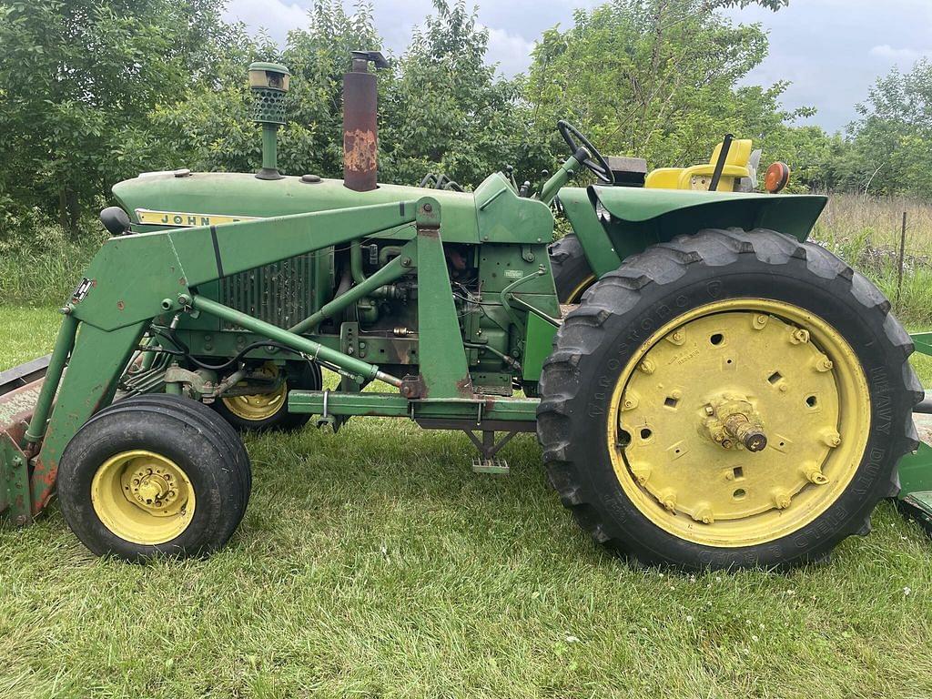 Image of John Deere 3020 Primary image