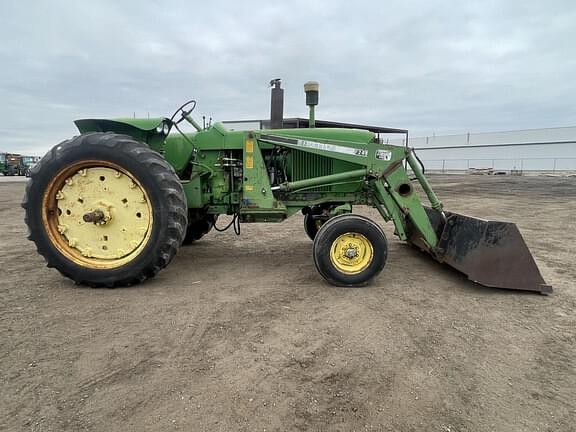 Image of John Deere 3020 equipment image 3