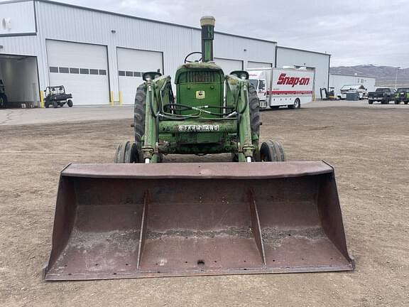 Image of John Deere 3020 equipment image 1