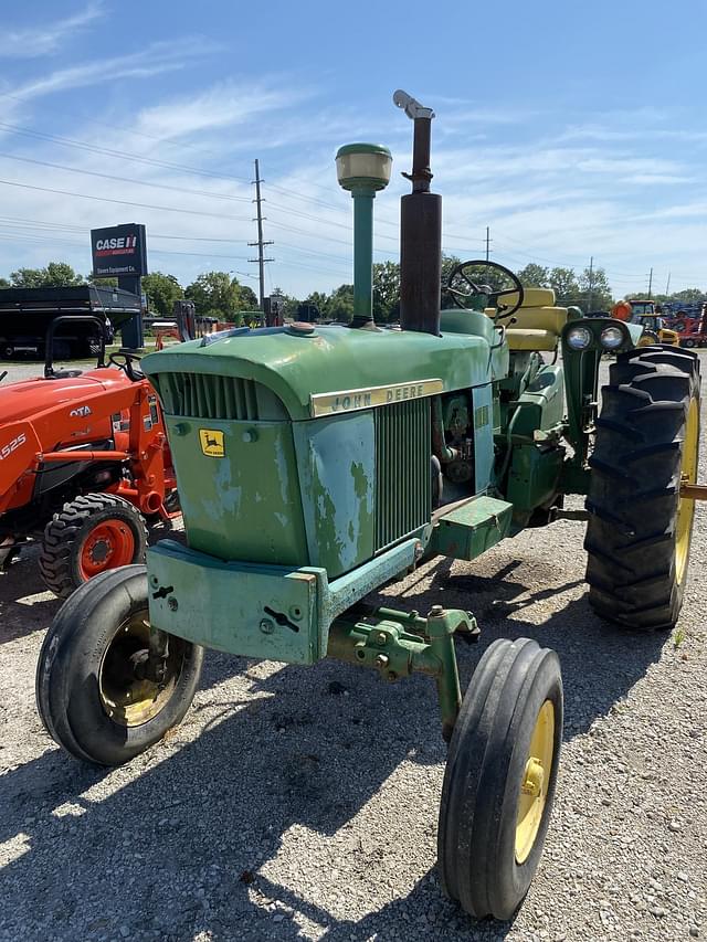 Image of John Deere 3020 equipment image 1
