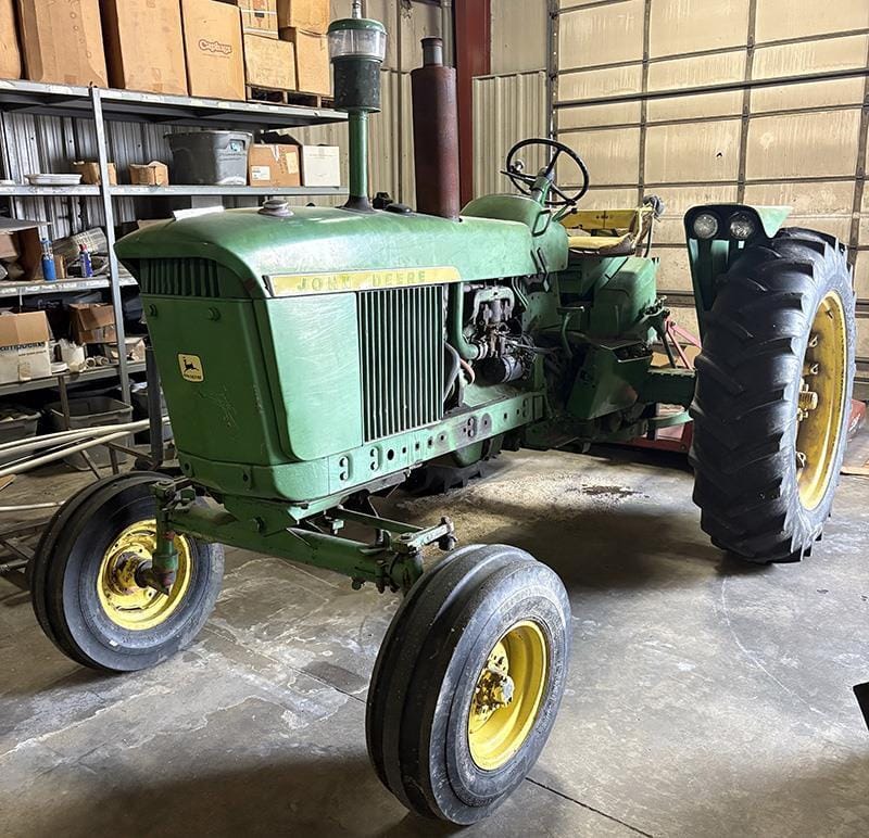 1966 John Deere 3020 Equipment Image0