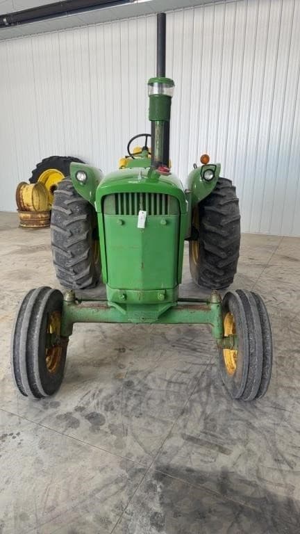 Image of John Deere 3020 equipment image 2
