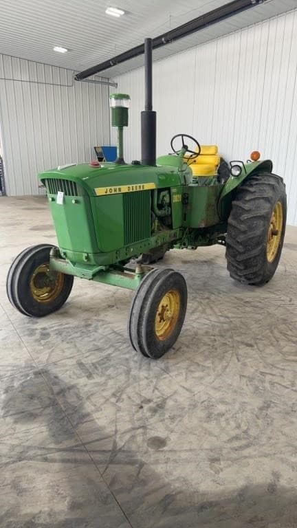 Image of John Deere 3020 equipment image 1