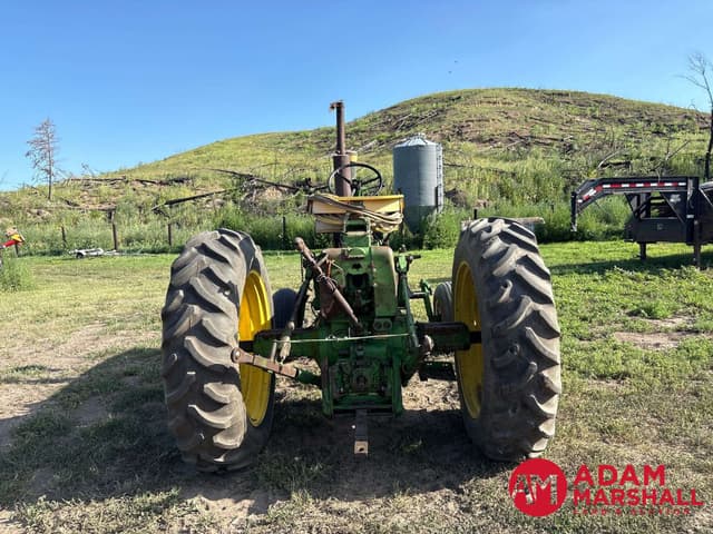 Image of John Deere 3020 equipment image 4