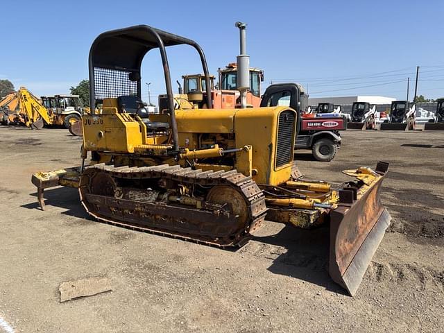 Image of John Deere 350 equipment image 1