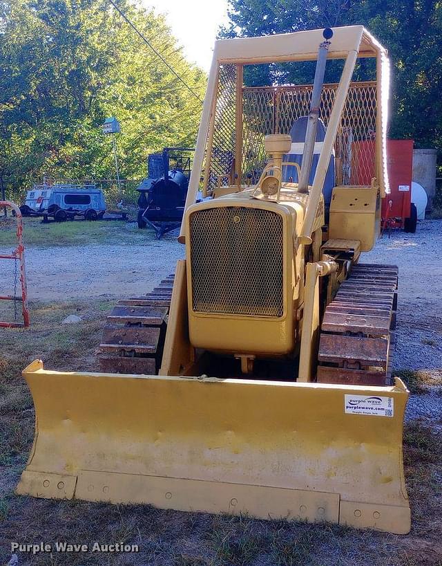 Image of John Deere 350 equipment image 1