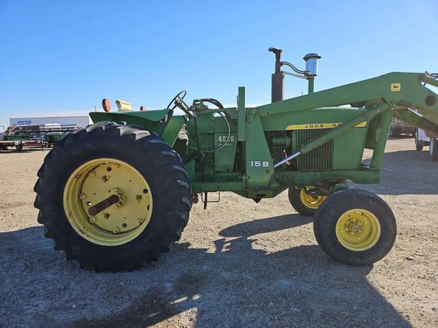 Image of John Deere 4020 equipment image 4