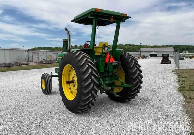Image of John Deere 4020 equipment image 2