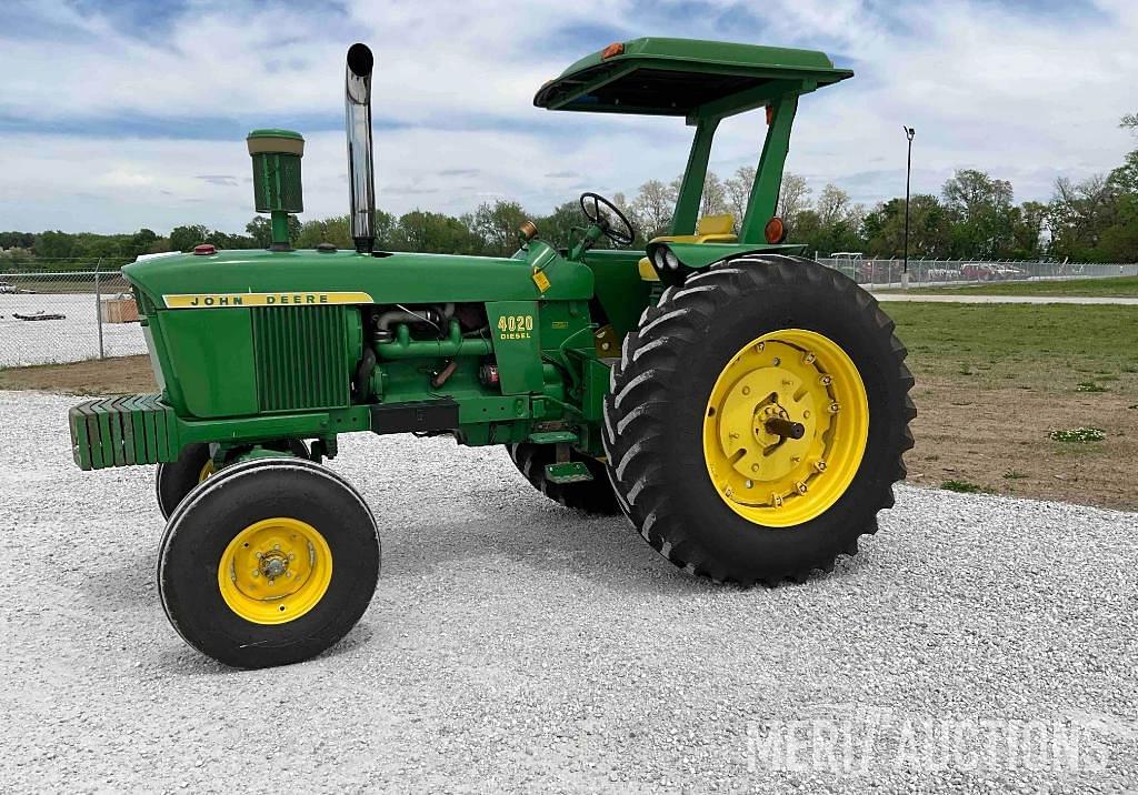 Image of John Deere 4020 Primary image