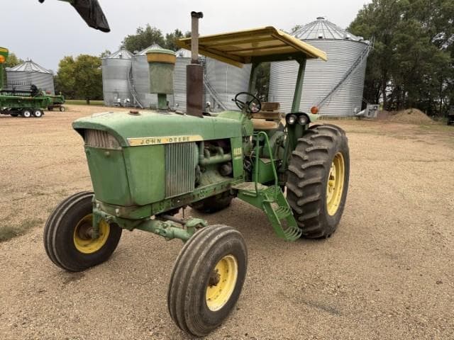 Image of John Deere 4020 Primary image