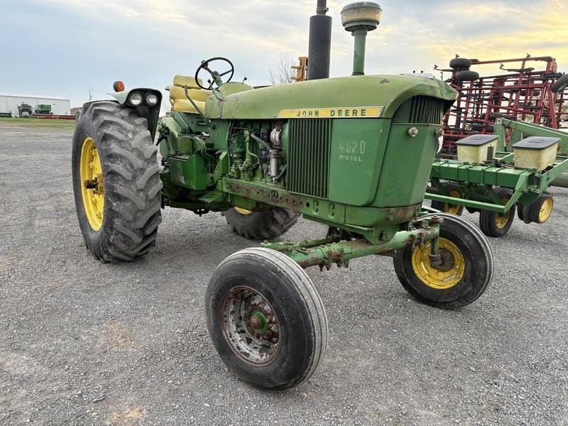 1966 John Deere 4020 Equipment Image0