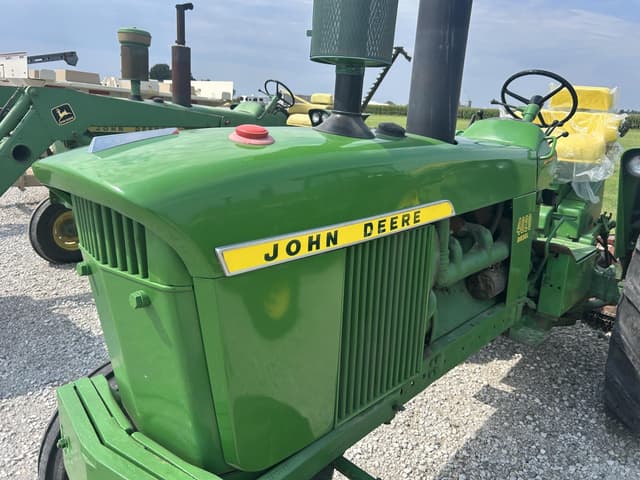 Image of John Deere 4020 equipment image 2