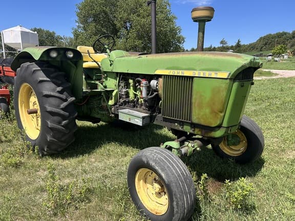Image of John Deere 4020 Primary image