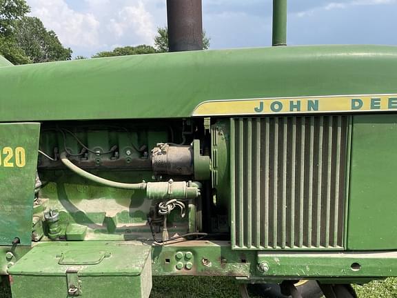 Image of John Deere 4020 equipment image 4