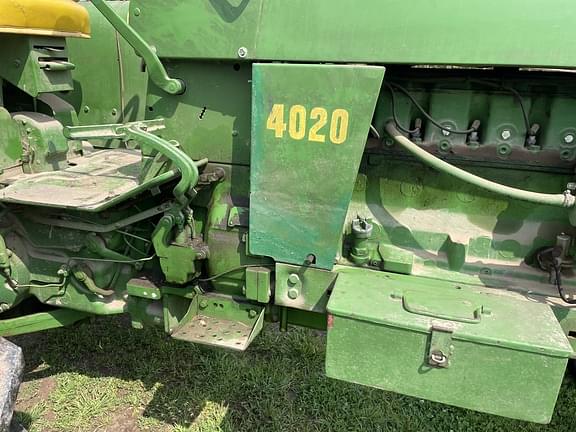 Image of John Deere 4020 equipment image 3