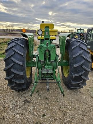 Image of John Deere 4020 equipment image 2