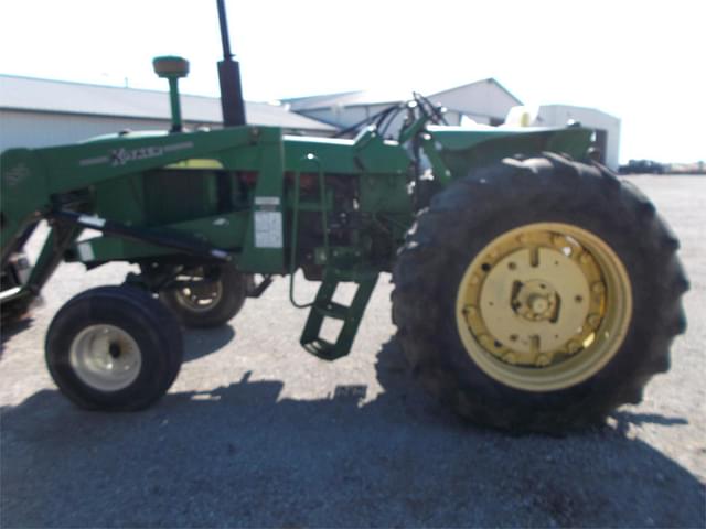 Image of John Deere 4020 equipment image 4