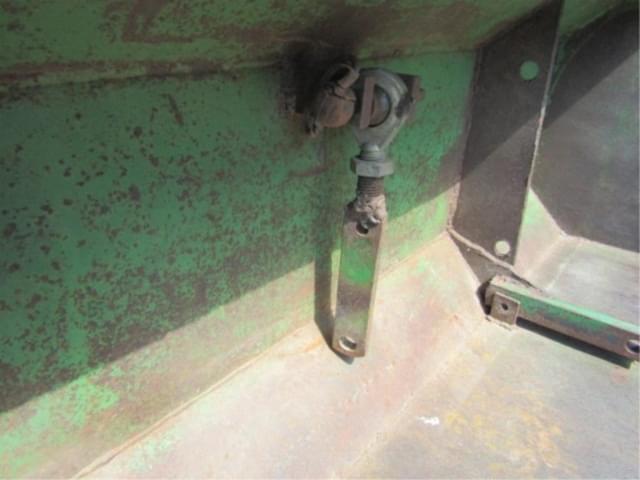 Image of John Deere 4020 equipment image 4