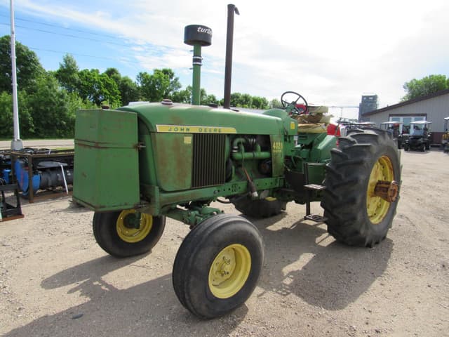 Image of John Deere 4020 equipment image 1